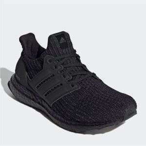 Adidas UltraBoost 4.0 DNA Triple Black Size 9